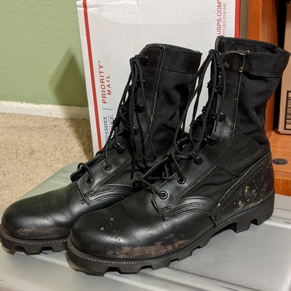 Combat boots - Picture 3 of 5